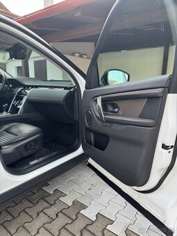 Land Rover Discovery Sport R-Dynamic SE Si4 Automat AWD P200 - 9