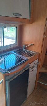 Predám autokaravan Ford chauson diesel 2.2 - 9