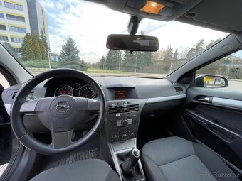 Opel Astra H 1.6 GTC - 9