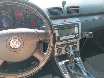 Volkswagen Passat B6 - 9