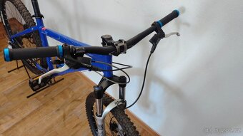 Prodám kolo Specialized, veli. rámu M. - 9