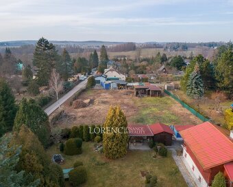 Krásný pozemek v chatové oblasti u lesa, ideální pro výstavb - 9