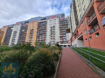 Prodej světlého bytu 1+kk/B (38 m2), Praha 8 -Troja, Hnězden - 9