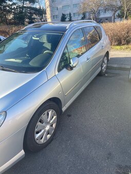 Peugeot 407 - 9