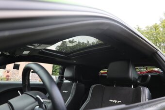 Dodge Challenger 6.4 SRT - 9