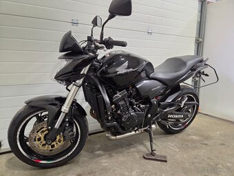 Honda CB 600 F Hornet - 9