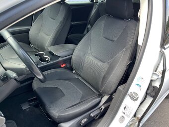 Ford Mondeo 2,0 TDCi Titanium /servis/ - 9