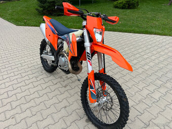 KTM 450 EXC-F rv.2022 1 majitel. stav nového stroje 51 mth - 9