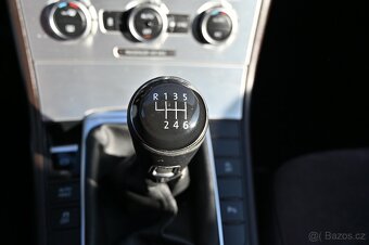 Volkswagen Passat 2.0TDI 130KW Highline 9/2013 - 9