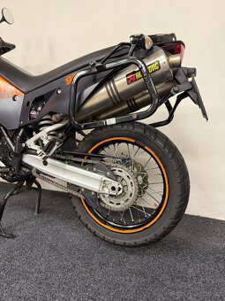 KTM ADVENTURE 990 - 9