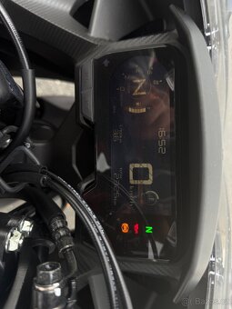 Honda CBR 500R - 9