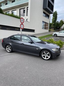 BMW E90 320d - 9