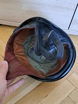 Přilba na veterána, retro přilba- KOVONA KARVINÁ č. 2 - 9
