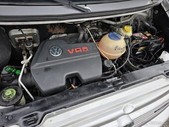 VOLKSWAGEN CARAVELLA VR6 r.2000 - 9