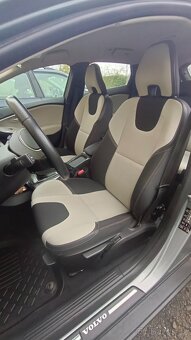 Volvo V40 Cross country T4 AWD 2.0 benzin - 9