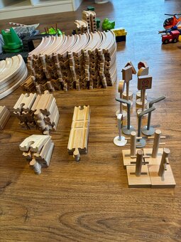 👑 MEGA SET Dřevěné vláčkodráhy – Přes 300 dílů 🚁 - 9