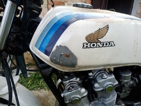 Honda CB 750 RC04 Boldor - 9