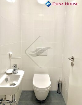 Prodej ubytovací jednotky 2+1, 49,4 m2, Poděbradská, Praha 9 - 9