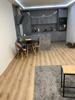 Prodej bytu 2Kk + dvě lodžie - Ostrava - 9