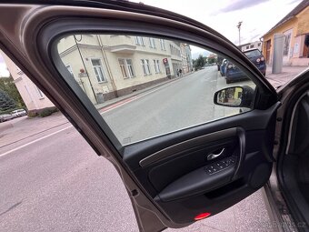 Renault Laguna 3 - 9