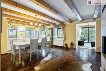 Dům s investiční příležitostí na pozemku 6.666 m2 v Krušných - 9