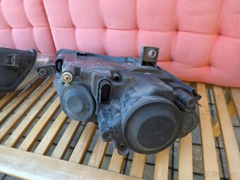 Volkswagen Passat B6 Přední Světla - 9