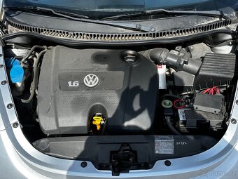 VW New Beetle kabriolet 1.6MPi, r.2004, STK - 9
