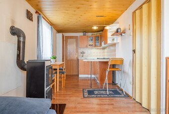 Chata Hradištko 2+kk, 39 m2, zahrada, pozemek 400 m2, Slunná - 9