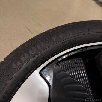 Letní kola Volvo EX30 245/45 R19 GoodYear - 9