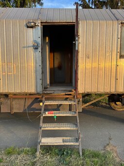 maringotka 8 x 2,4m dvouosá - 9