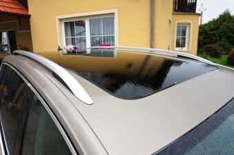 VOLKSWAGEN TOURAN 2,0 TDI 140KW DSG 7 MÍST - 9