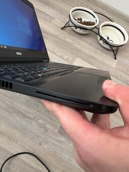 Dell Latitude E5570 8g Ram/ 256 SSD - 9