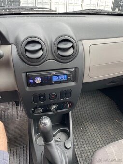 Prodám Dacia Sandero r.v.2008, motor 1,4 benzin - 9
