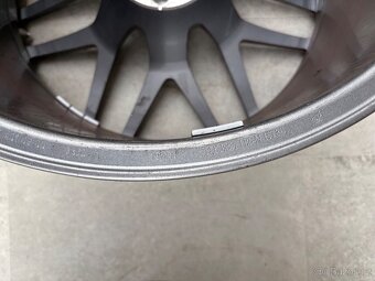 Mercedes R21 GT AMG 4door Alu 5x112 Šedivý - 9