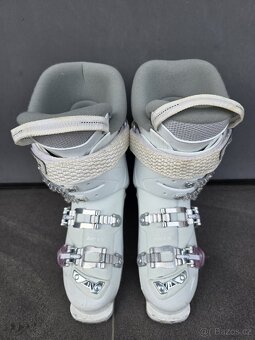 Dívčí lyže ATOMIC VANTAGE, 150 cm + lyžáky + přilba - 9