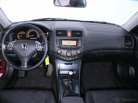 Honda Accord 2,4 VTEC 140kW Tourer Executive (2003) - 9