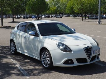 Alfa Romeo Giulietta Distinctive 1.4 125kw DOHODA - 9