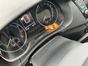ŠKODA FABIA 3 KOMBI 2022 1.0TSI 70KW - 9