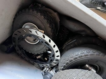 Suzuki LTZ 400, stunt, po zadnim, - 9
