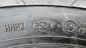 Letní pneu 225/75/16c Continental - 9