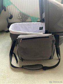 Britax b-motion 4 plus (korba + sportovní kočár) + výbava - 9
