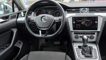VW PASSAT 2.0TDI DSG COMFORTLINE 140KW - 9