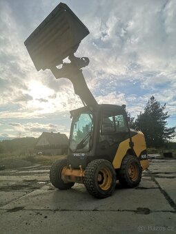 Smikovy nakladac Volvo MC60c jak unc.lokust.cat - 9