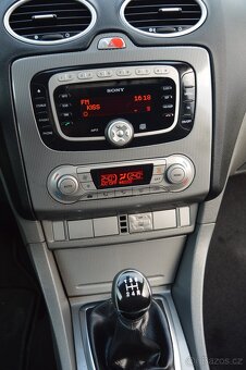 Ford Focus 1.6i - 85kw , bez koroze , FUUL servis pouze FORD - 9
