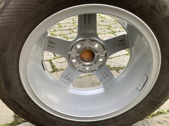 Zimní VW GOLF 7 / OCTAVIA 3 15" 5x112 CONTINENTAL 195/65R15 - 9