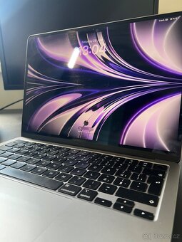 MacBook Air M2 16 GB RAM 256 SSD - 9