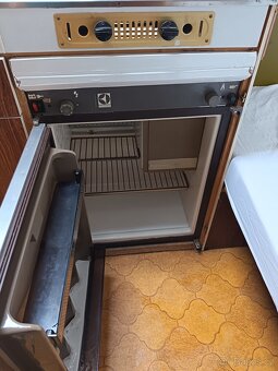 Karavan knaus - 9