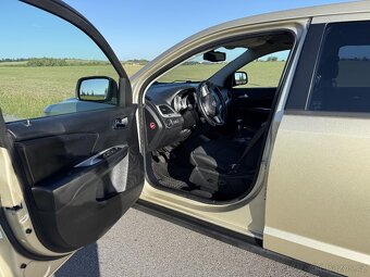 Fiat FREEMONT 2.0 DIESEL, 7 míst, 127 000 km - 9