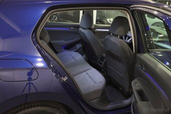 VW Golf 8 1.5 TSI 96kW Full LED 89tkm - záruka Autodraft - 9