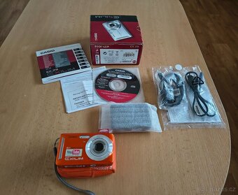 Digitální fotoaparát Casio Exilim ZOOM EX-Z9 oranžový - 9